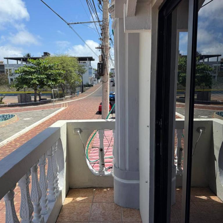 Almar departamento completo con balcon 2 habitaciones AC - WIFI Starlink - 2 baños completos con AGUA CALIENTE - Two-Bedroom Apartment with Harbor View - 36