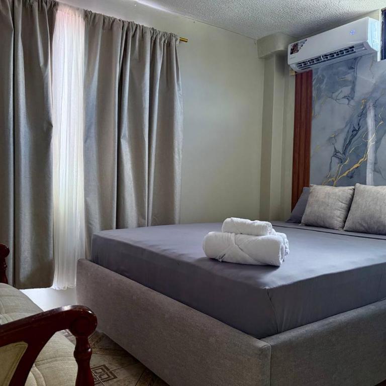 Almar departamento completo con balcon 2 habitaciones AC - WIFI Starlink - 2 baños completos con AGUA CALIENTE - Two-Bedroom Apartment with Harbor View - 33