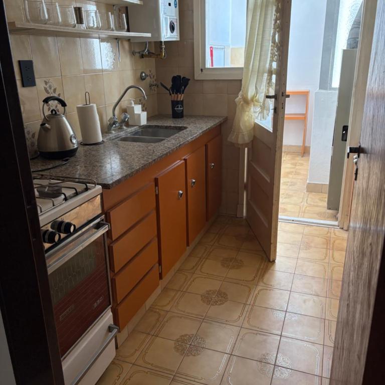Departamento a 30 metros del mar en Necochea - One-Bedroom Apartment - 4