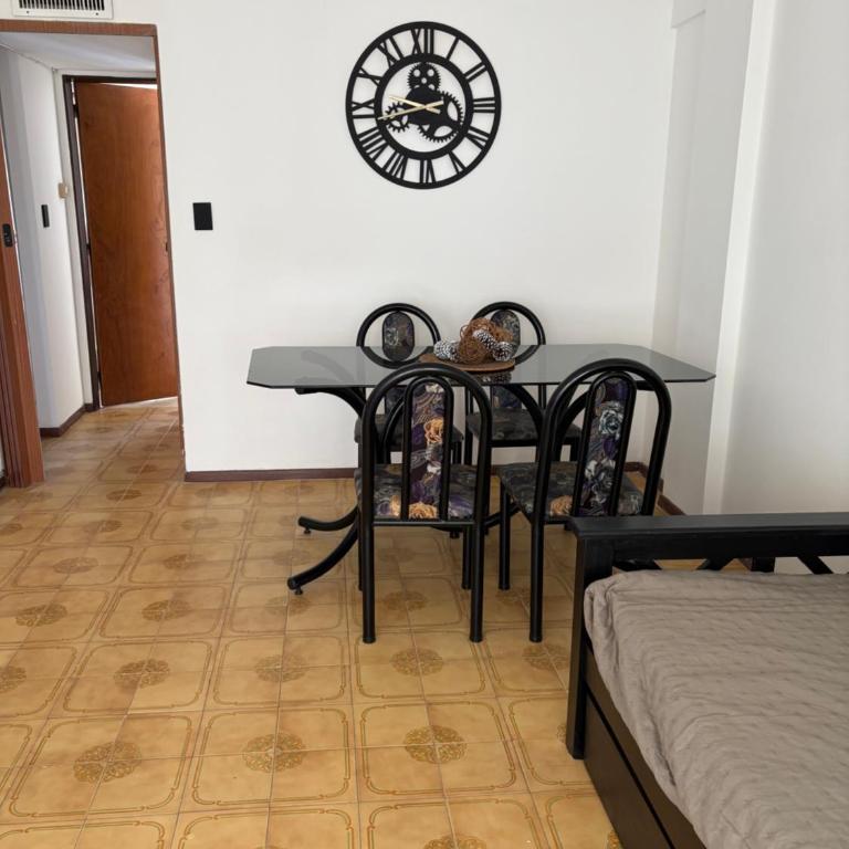 Departamento a 30 metros del mar en Necochea - One-Bedroom Apartment - 7