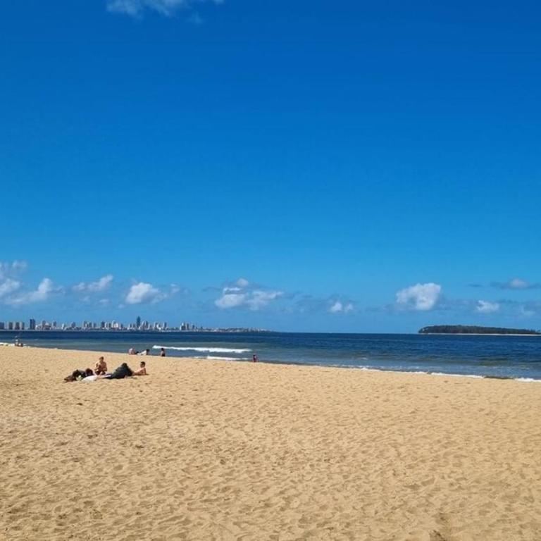 Punta del Este, P 25 Playa Mansa - Apartamento de 1 dormitorio con terraza - 11