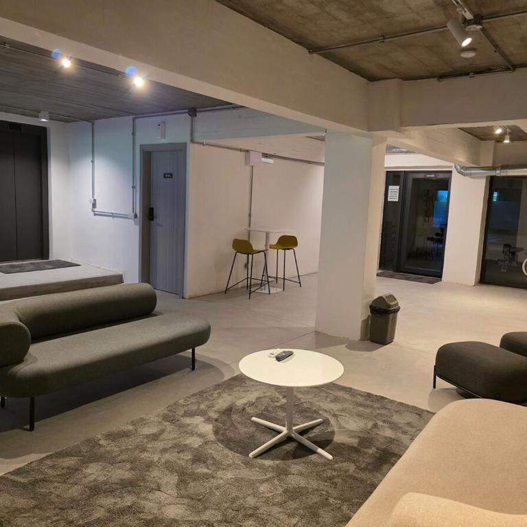 Punta del Este, P 25 Playa Mansa - Apartamento de 1 dormitorio con terraza - 17