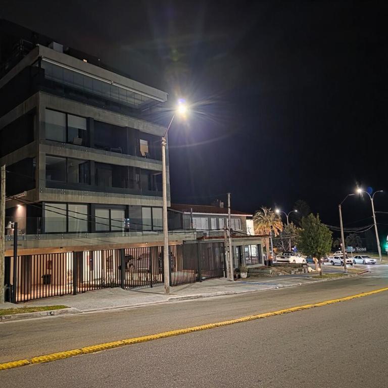 Punta del Este, P 25 Playa Mansa - Apartamento de 1 dormitorio con terraza - 53