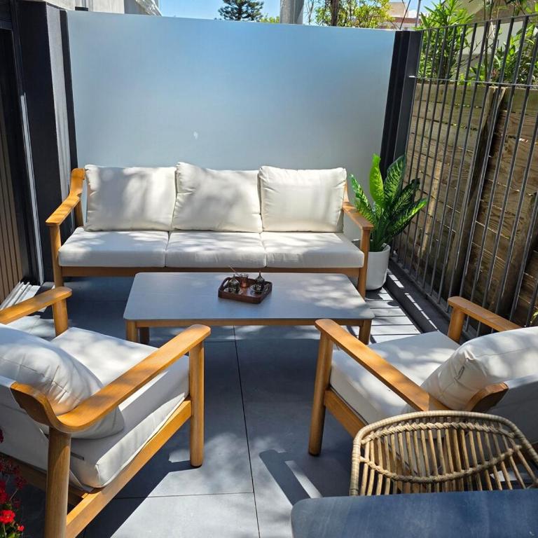 Punta del Este, P 25 Playa Mansa - Apartamento de 1 dormitorio con terraza - 62