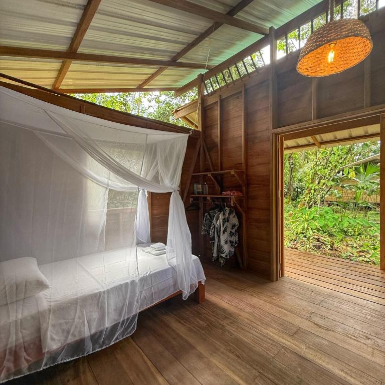 Madre Selva Eco Lodge - Habitación Triple con vistas al jardín - 5