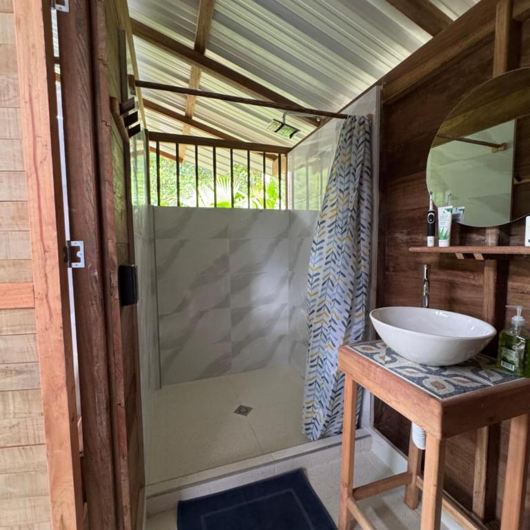Madre Selva Eco Lodge - Habitación Triple con vistas al jardín - 2