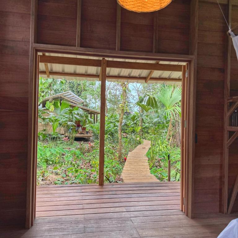 Madre Selva Eco Lodge - Habitación Triple con vistas al jardín - 10