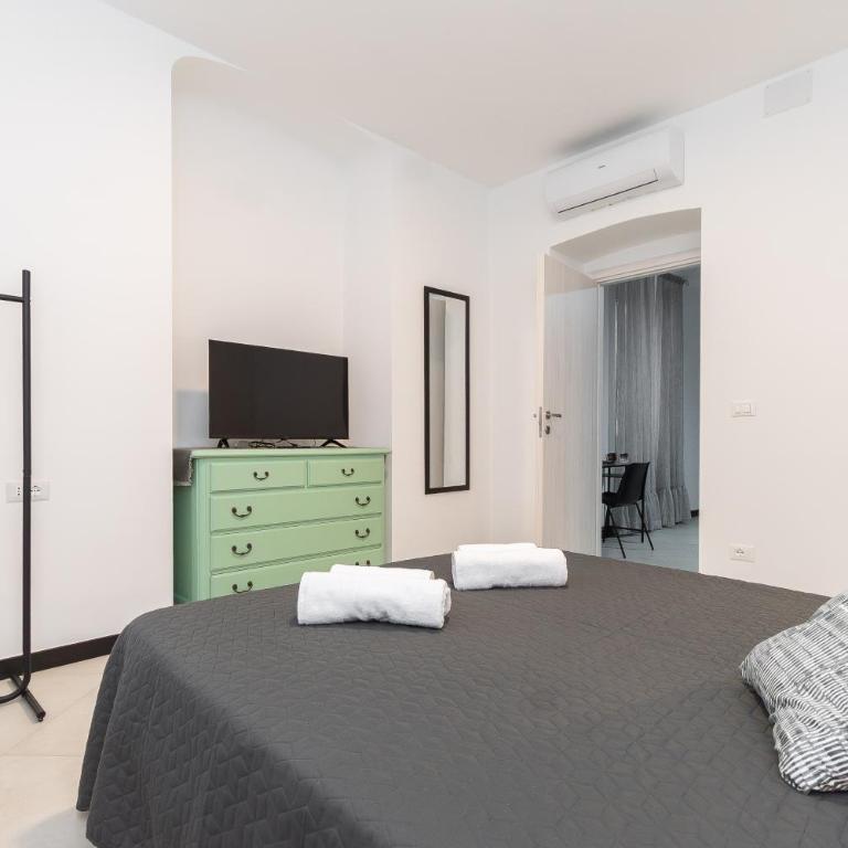 Nuovo a pochi minuti da Stazione Treni e Aeroporto - Three-Bedroom Apartment - 2