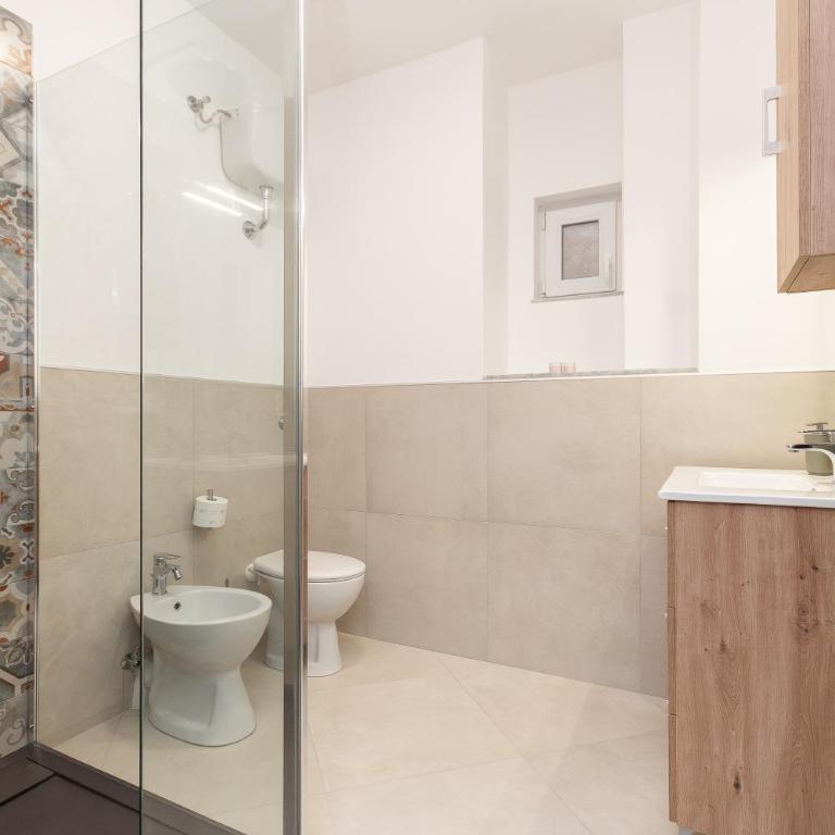 Nuovo a pochi minuti da Stazione Treni e Aeroporto - Three-Bedroom Apartment - 18