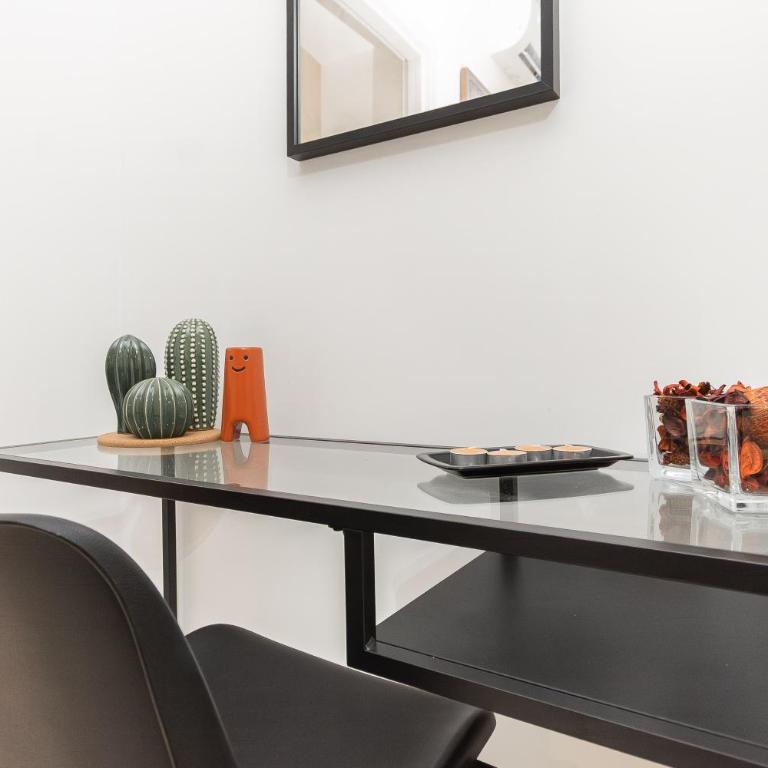 Nuovo a pochi minuti da Stazione Treni e Aeroporto - Three-Bedroom Apartment - 31