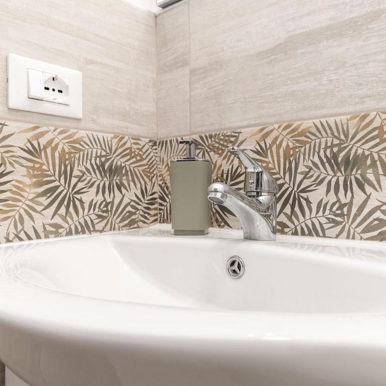 Nuovo a pochi minuti da Stazione Treni e Aeroporto - Three-Bedroom Apartment - 39
