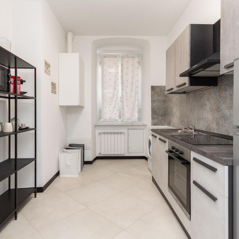Nuovo a pochi minuti da Stazione Treni e Aeroporto - Three-Bedroom Apartment - 52