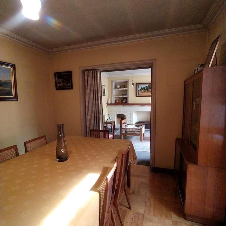 Estacionamiento, terraza y patio - Vacation Home - 16