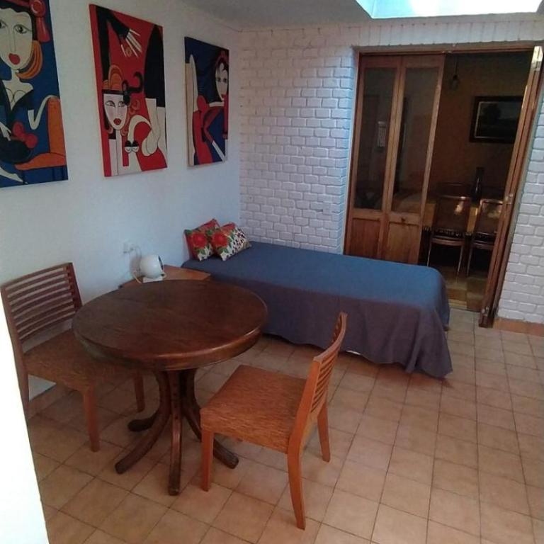 Estacionamiento, terraza y patio - Vacation Home - 38