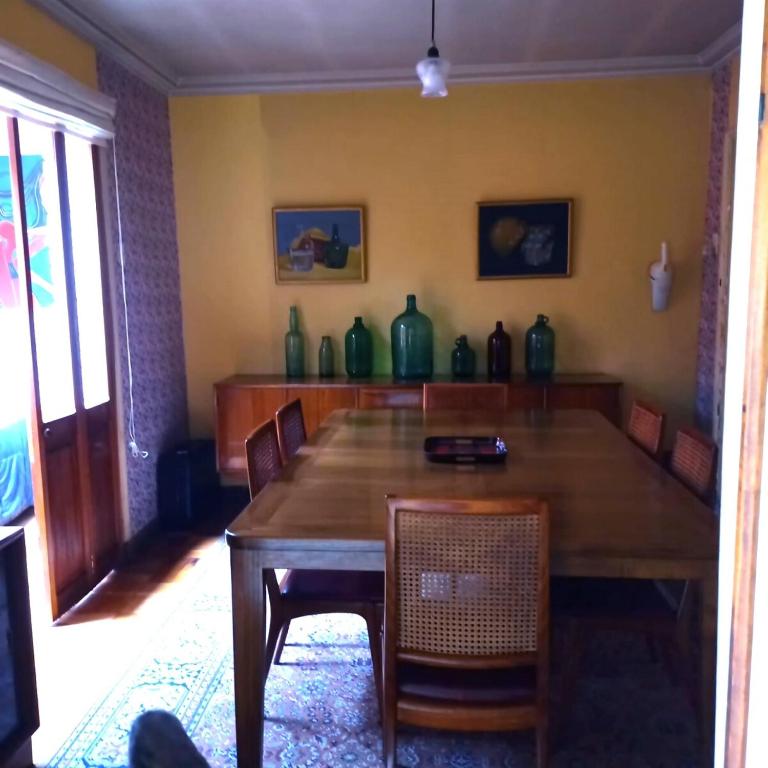 Estacionamiento, terraza y patio - Vacation Home - 63