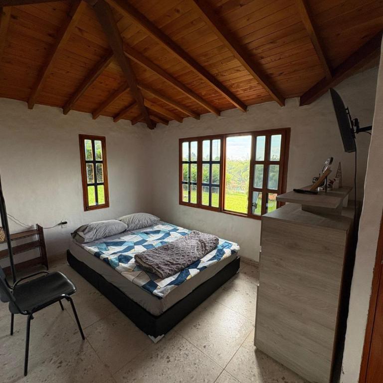Cabaña Campestre en La Mesa de los Santos - Habitación Doble - 3