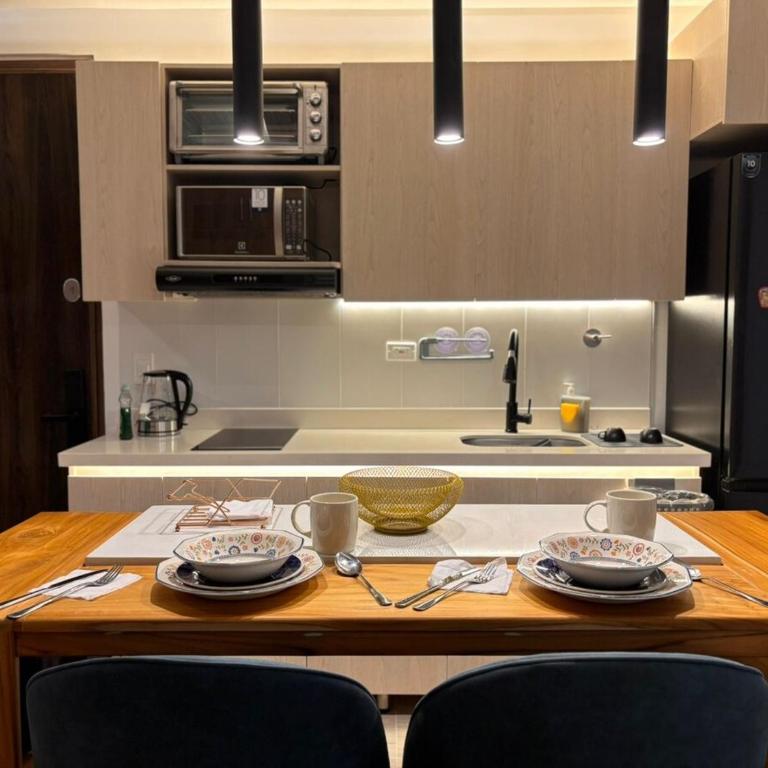 Modern Loft Puerta de Laureles Medellin - One-Bedroom Apartment - 16