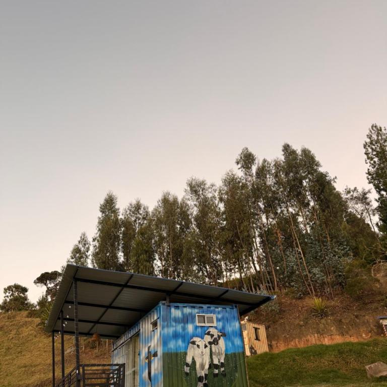 Sendero Nativo Glamping - Habitación Triple con balcón - 2