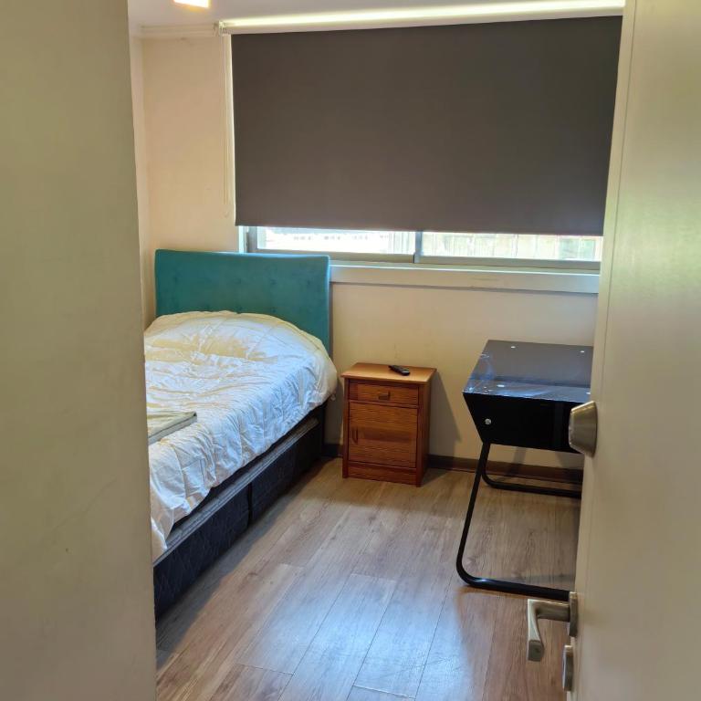 Vista Oriente - Three-Bedroom Apartment - 15