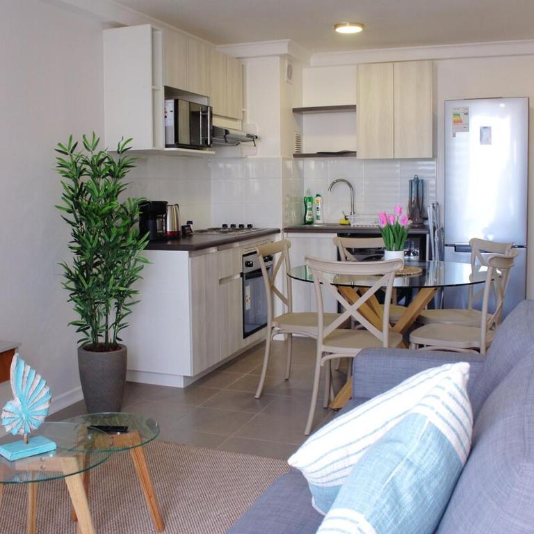 Dpto tercer piso con piscina cerca de Playa el Faro - Two-Bedroom Apartment - 2