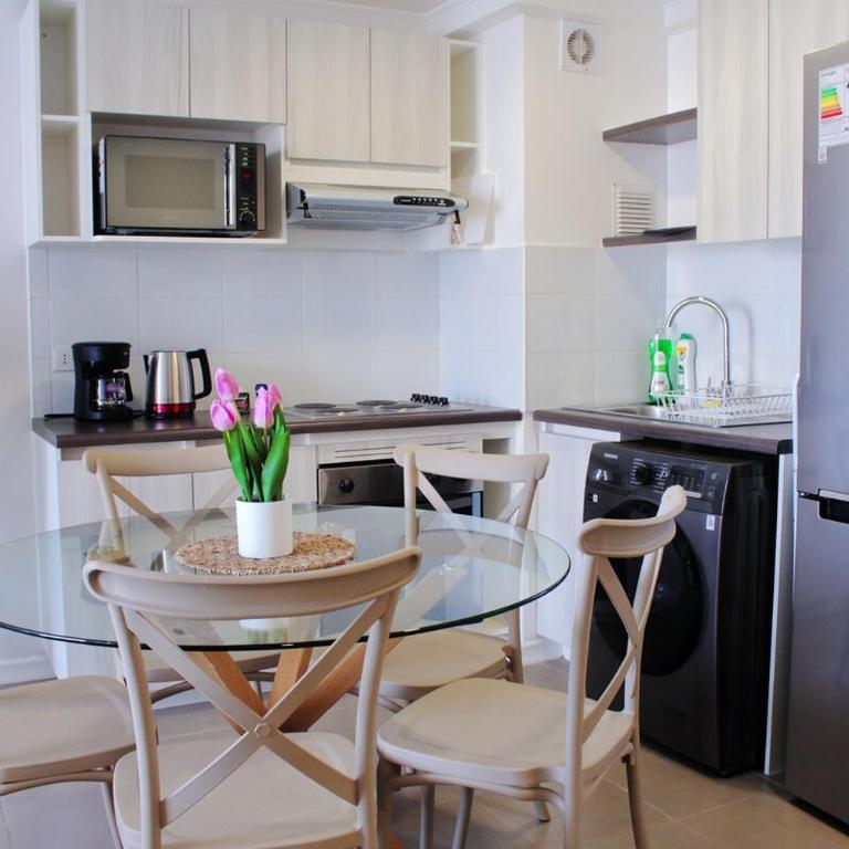 Dpto tercer piso con piscina cerca de Playa el Faro - Two-Bedroom Apartment - 3