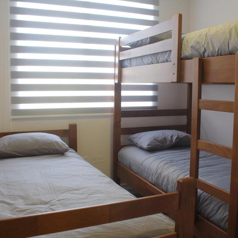 Dpto tercer piso con piscina cerca de Playa el Faro - Two-Bedroom Apartment - 9