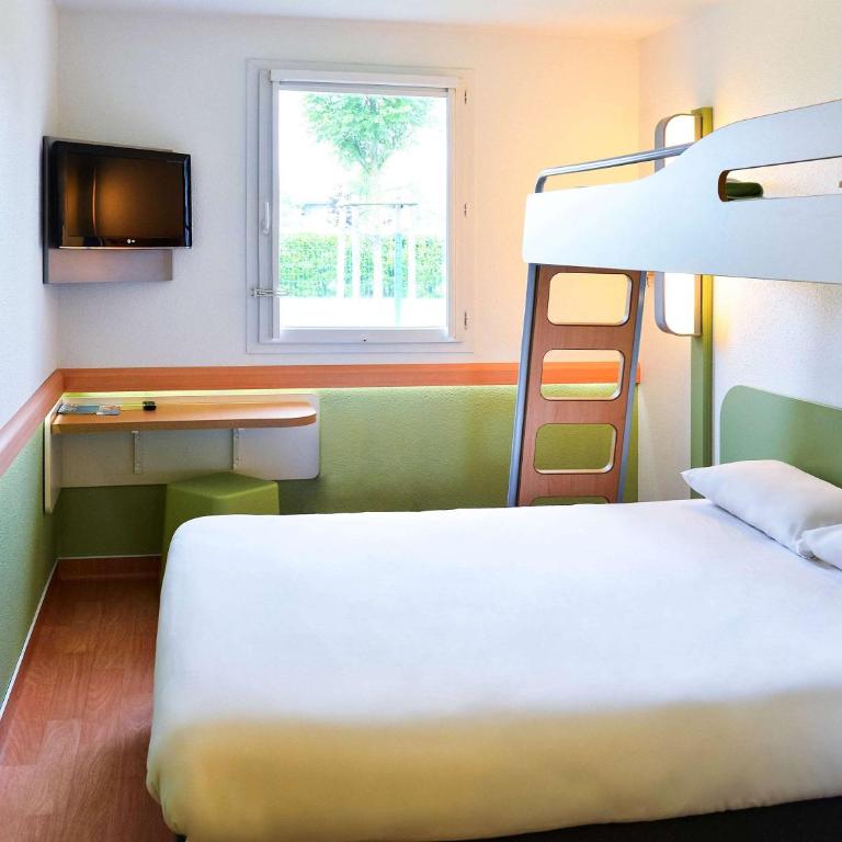 Ibis budget Orléans Sud Comet - Chambre Triple - 1