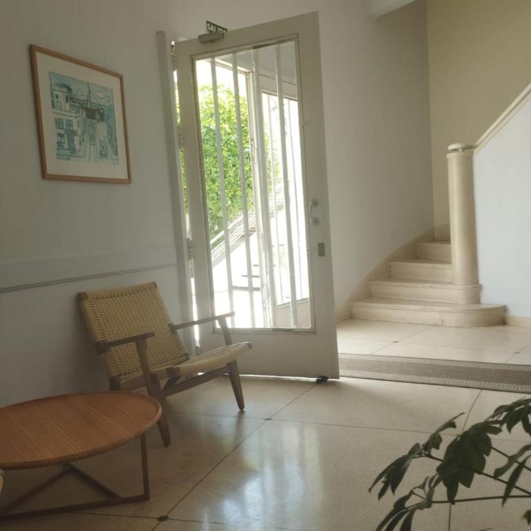 Funcional y bien ubicado - Apartamento de 1 dormitorio - 2