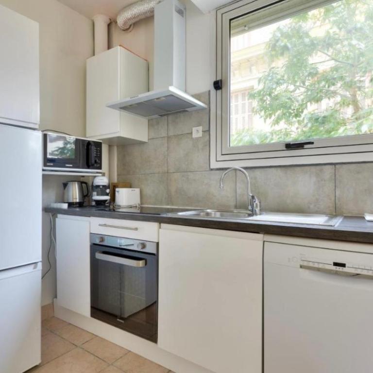 Studio Carré Or avec balcon - Studio Supérieur - 6