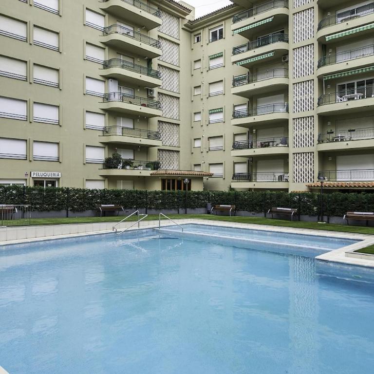 Apartamento con piscina y parking en Platja d'Aro - Apartamento de 3 dormitorios - 1