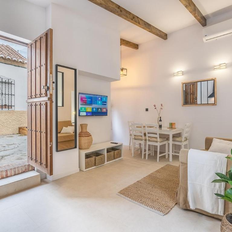 La casa de Marta en Albayzín con piscina - One-Bedroom Apartment with Pool View - 1