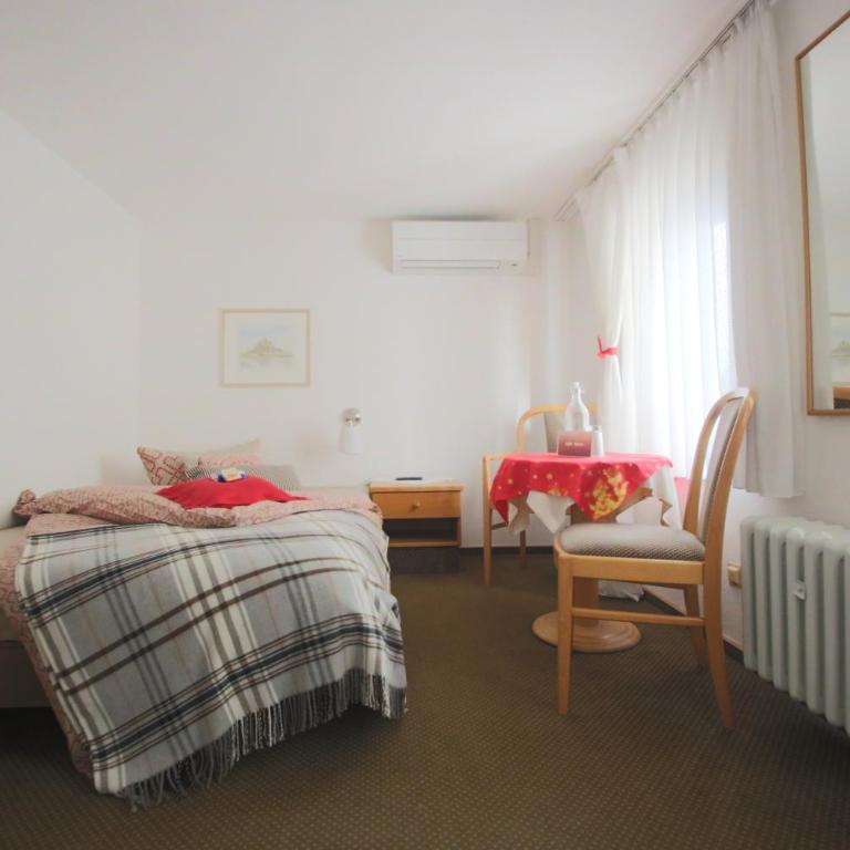 Hotel Barbarossa Garni - Einzelzimmer - 17