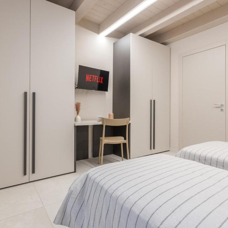 Modena Historic Center - Elegant Family Apartment - Appartamento con 2 Camere da Letto - 23