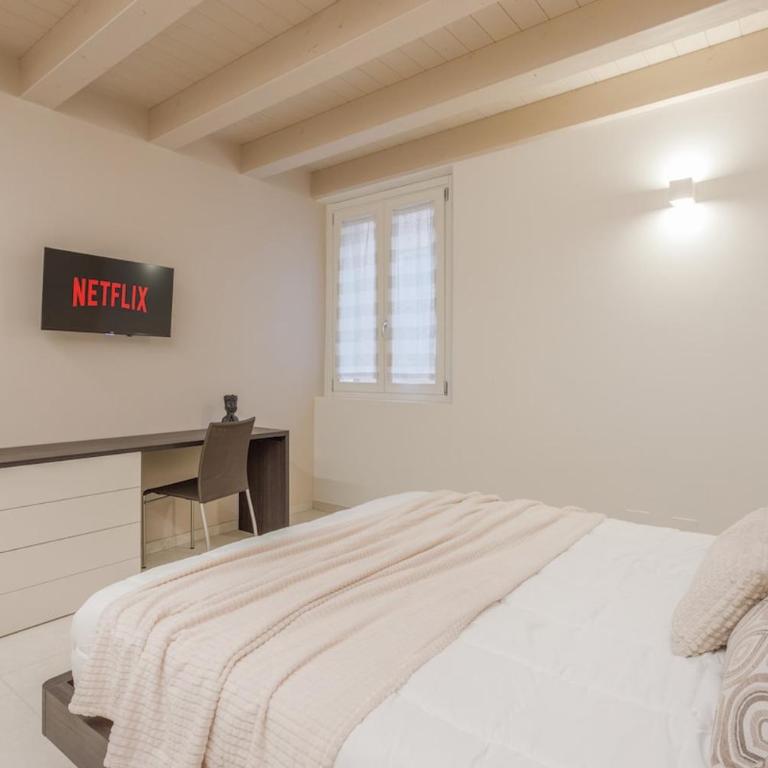 Modena Historic Center - Elegant Family Apartment - Appartamento con 2 Camere da Letto - 29