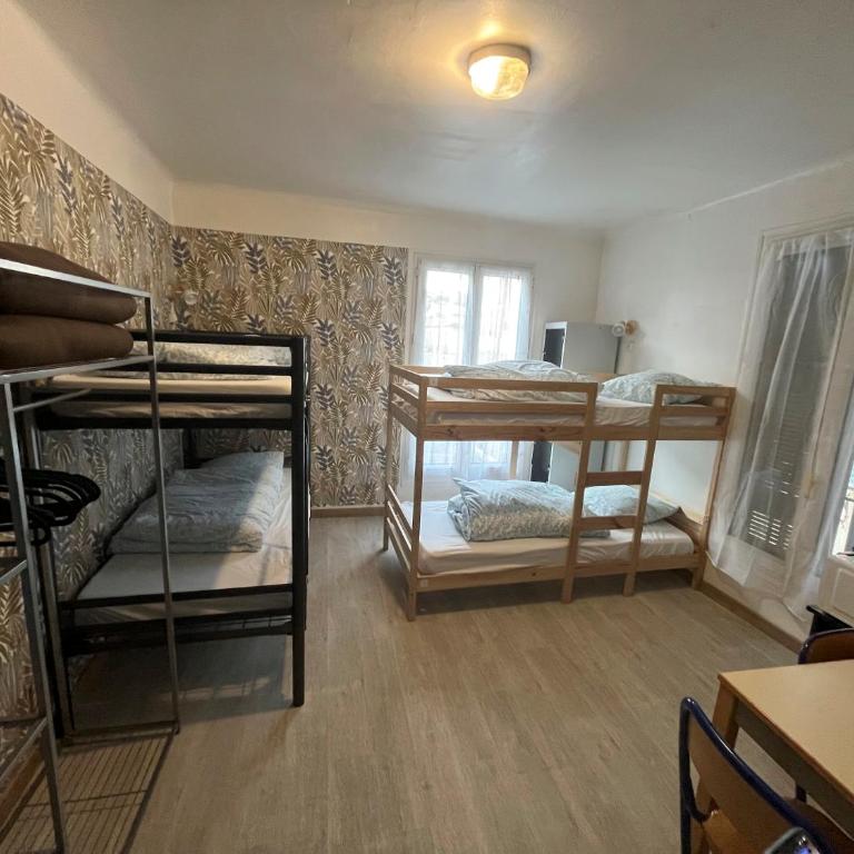 Alpazur - Bed in 4-Bed Female Dormitory Room - 2