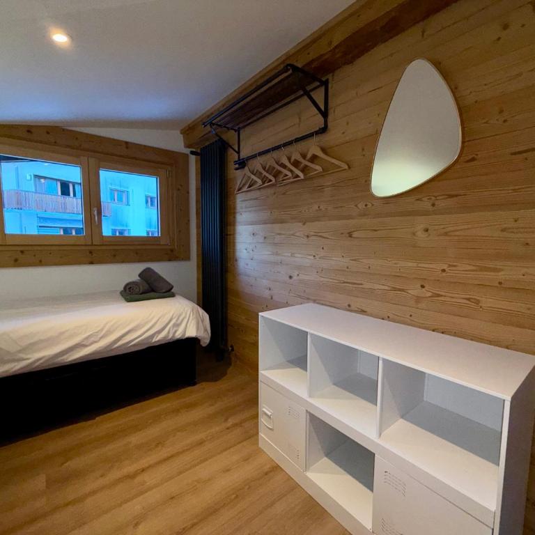 Penthouse Apartment, 3 Bedroom with Private Balcony - Appartement 3 Chambres avec Balcon - 8