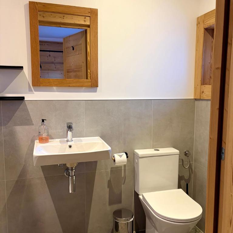 Penthouse Apartment, 3 Bedroom with Private Balcony - Appartement 3 Chambres avec Balcon - 13