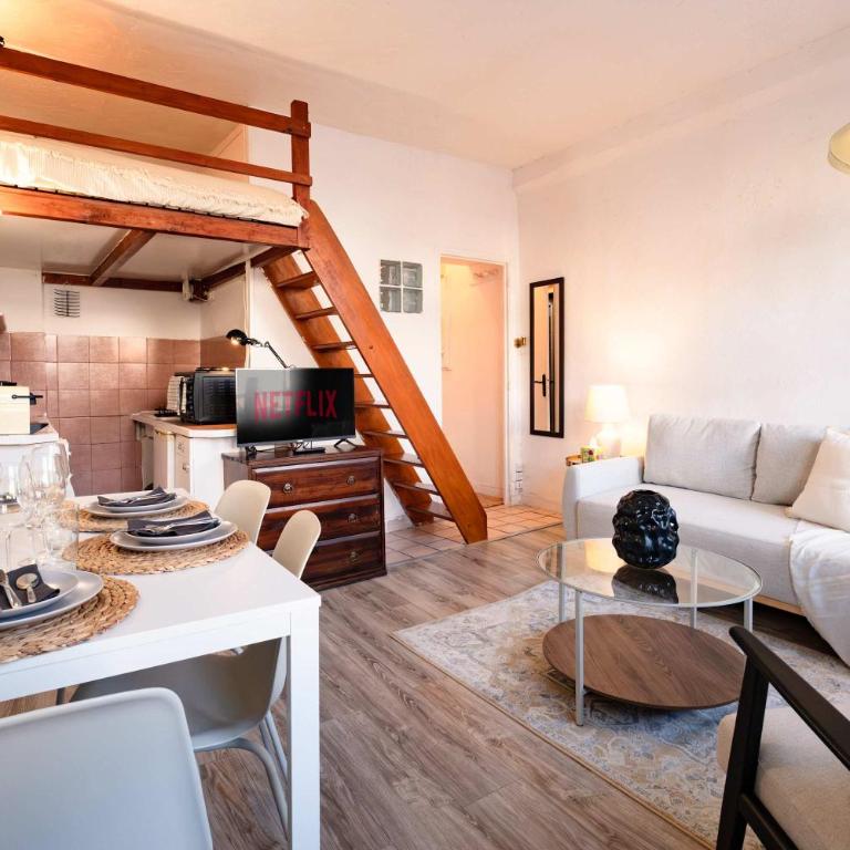 Cozy Parisian Studio Montorgueil - Apartment - 5