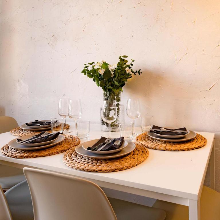 Cozy Parisian Studio Montorgueil - Apartment - 6