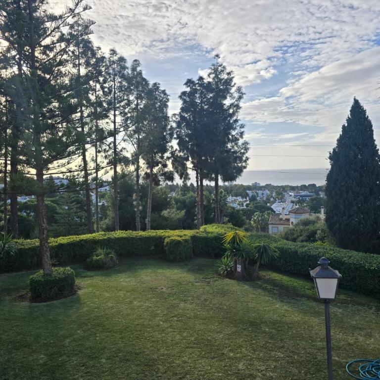 2 Bedrooms Sea View Apartment in Calahonda - Apartamento de 2 dormitorios con vistas al mar - 12