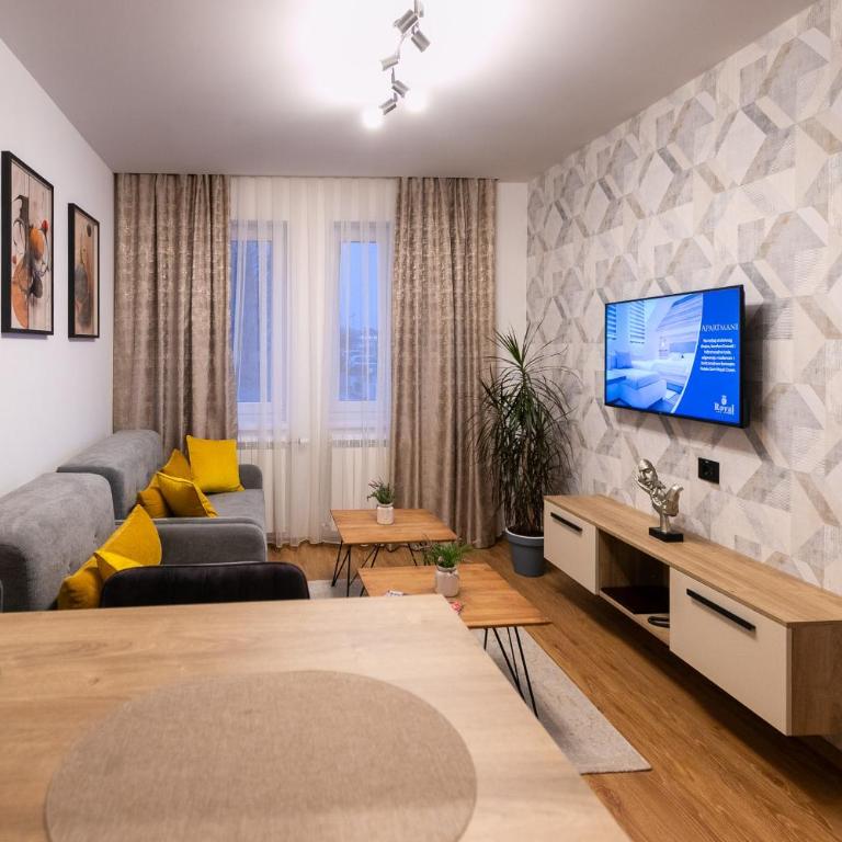 Royal Crown Apartments - Apartment - 13