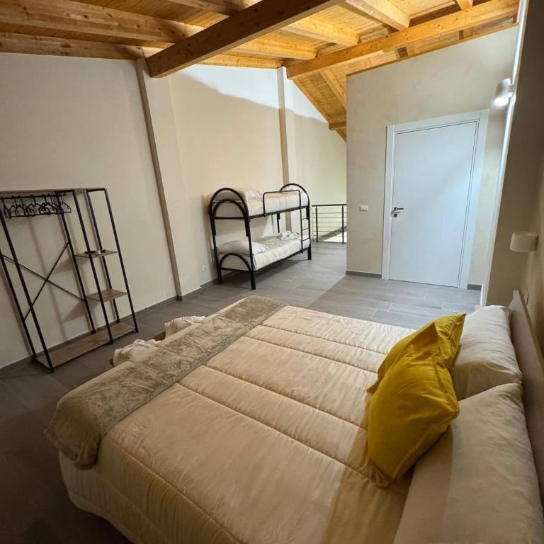Home The Rose - Quadruple Room - 5