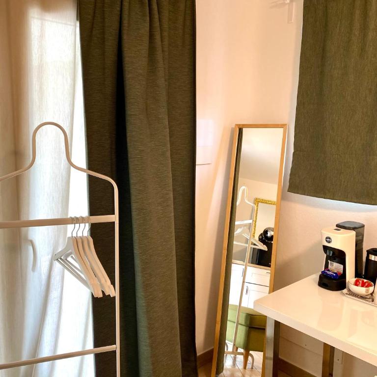 The Green Gate - Airport Guest House - Camera Singola con Bagno Privato - 3