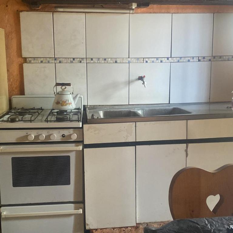 Mari - One-Bedroom House - 7