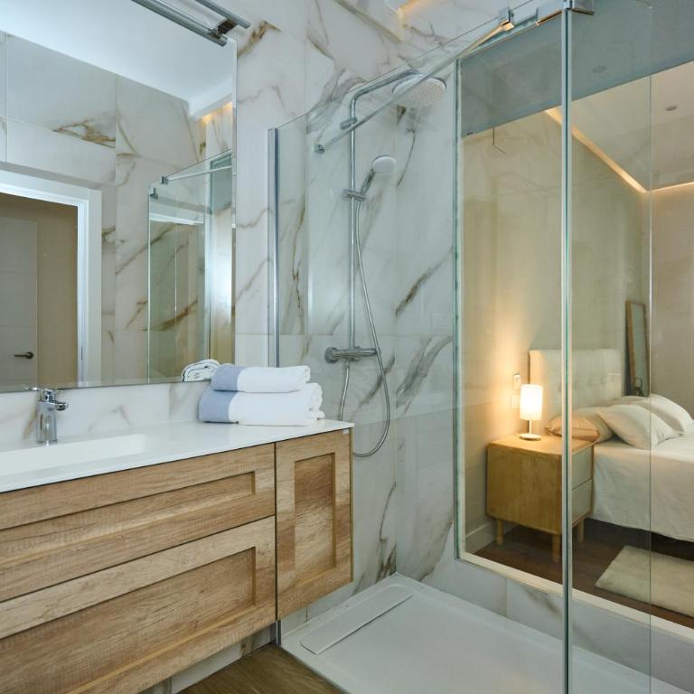 Apartamento NUEVO Lujoso Suites Centro Bilbao Wifi ,Parking - Two-Bedroom Apartment - 20