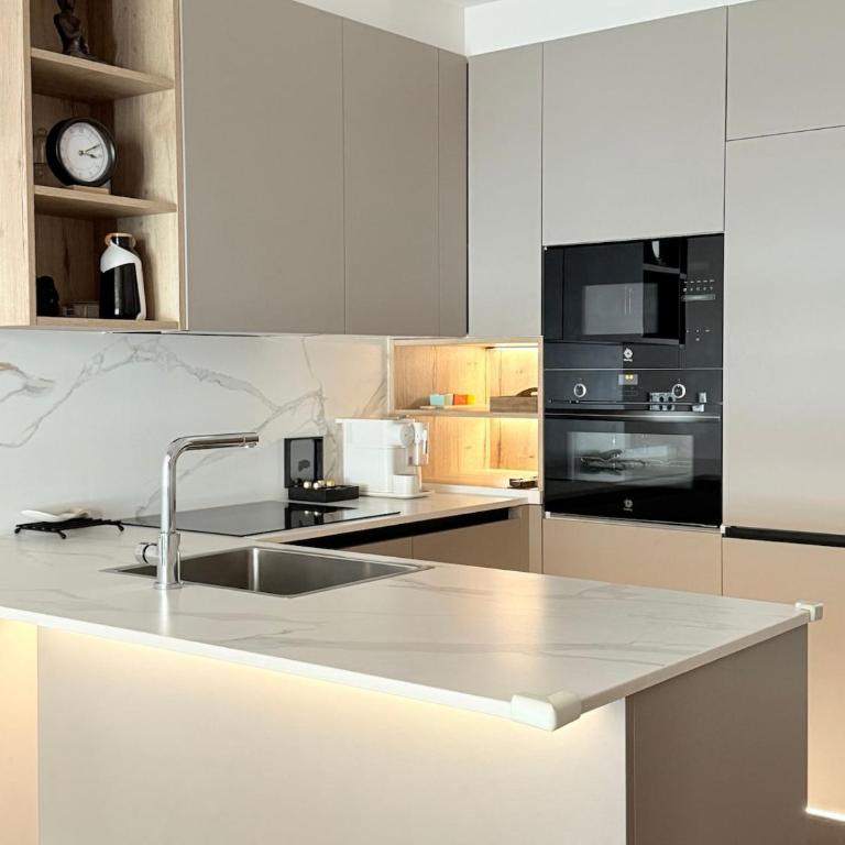 Apartamento NUEVO Lujoso Suites Centro Bilbao Wifi ,Parking - Two-Bedroom Apartment - 12