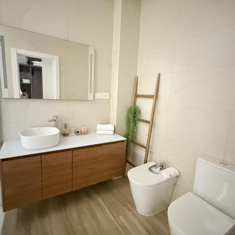 Apartamento NUEVO Lujoso Suites Centro Bilbao Wifi ,Parking - Two-Bedroom Apartment - 28