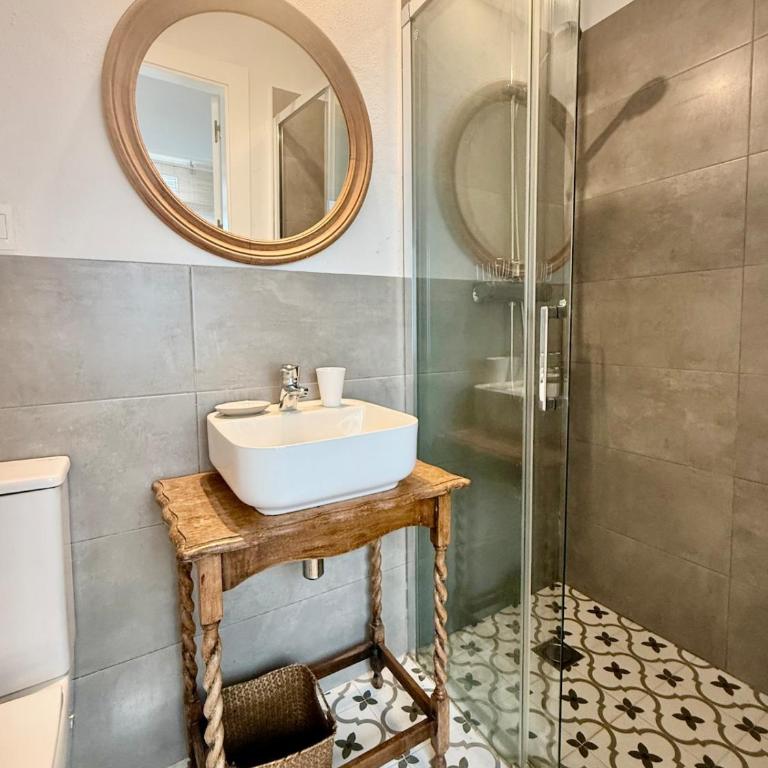 Nerja Old Town 3 Bed House with Private Roof Terrace - Three-Bedroom House - 9