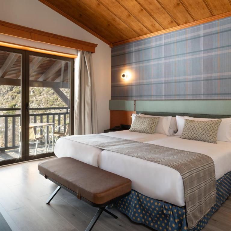 Hotel Euroski Mountain Resort & Spa - Habitación Signature con cama extragrande, sofá cama y vistas a la montaña - 3