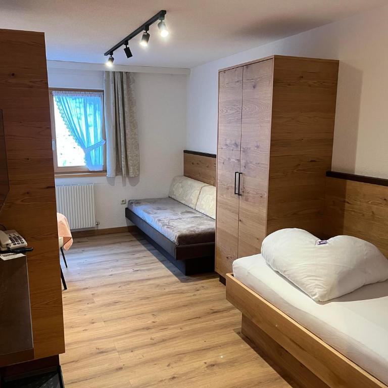 Hotel Garni Tyola - Einzelzimmer - 2